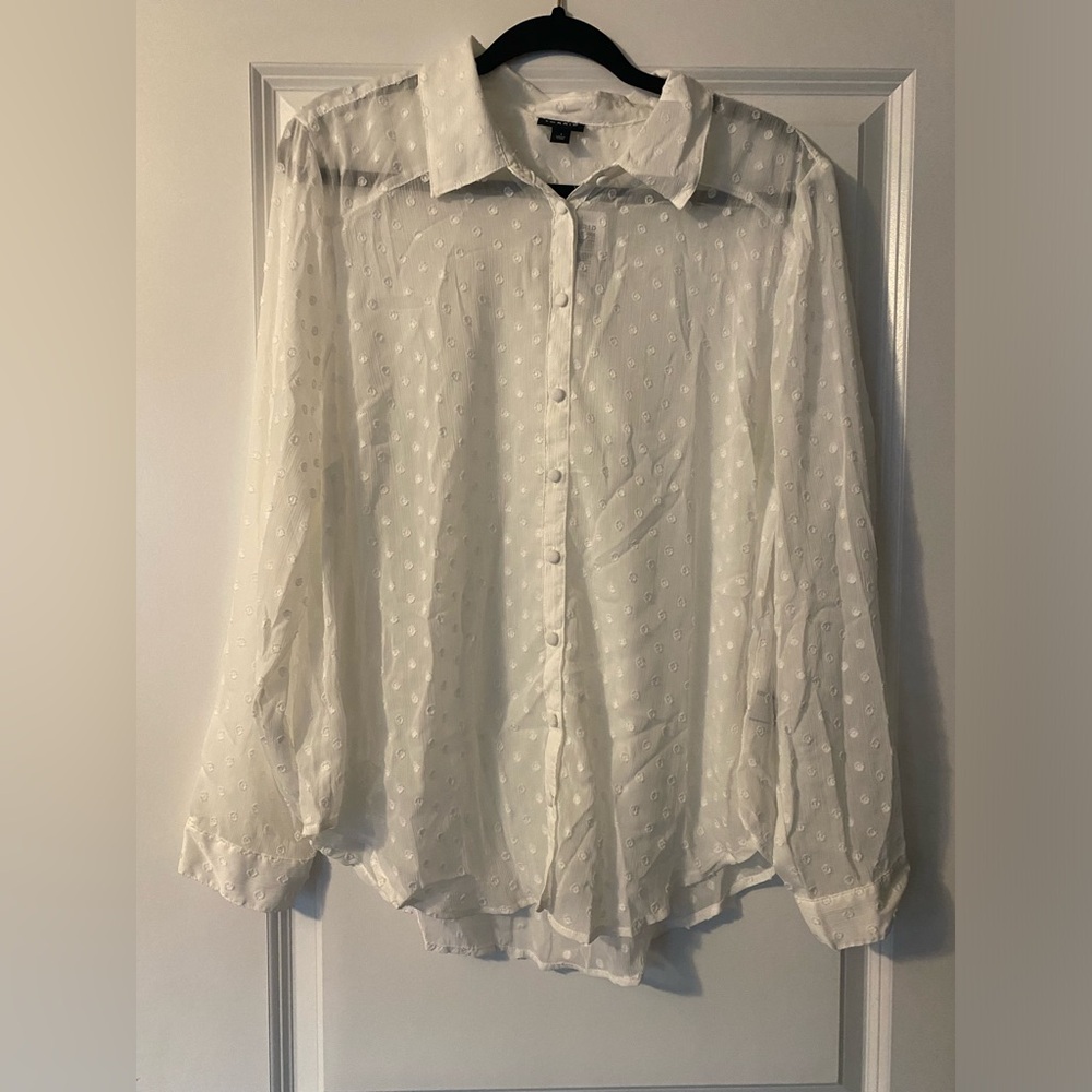 Torrid White Button Down Blouse Size 1X